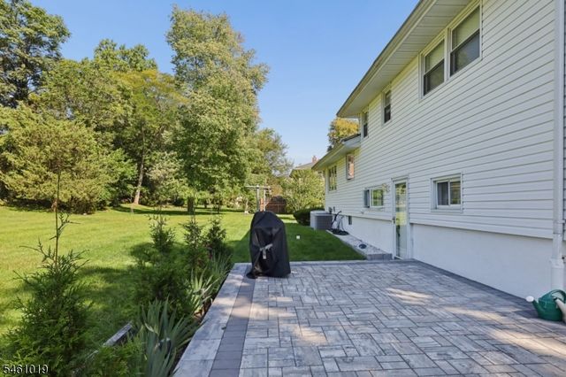 5 Viewpoint Rd, Wayne Twp., NJ 07470
