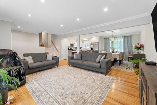 5 Viewpoint Rd, Wayne Twp., NJ 07470