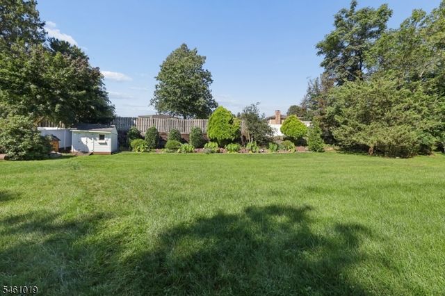 5 Viewpoint Rd, Wayne Twp., NJ 07470