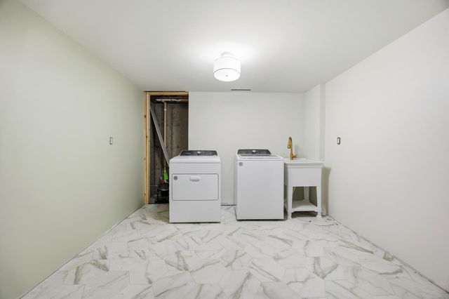 2867 Westgate Drive S, Fargo, ND 58103