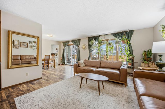 2867 Westgate Drive S, Fargo, ND 58103