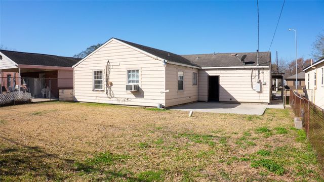 423 Exchange Street, Houston, TX 77020