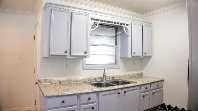 423 Exchange Street, Houston, TX 77020