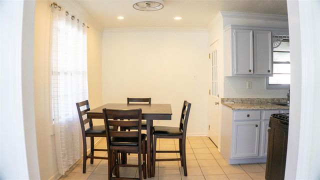 423 Exchange Street, Houston, TX 77020