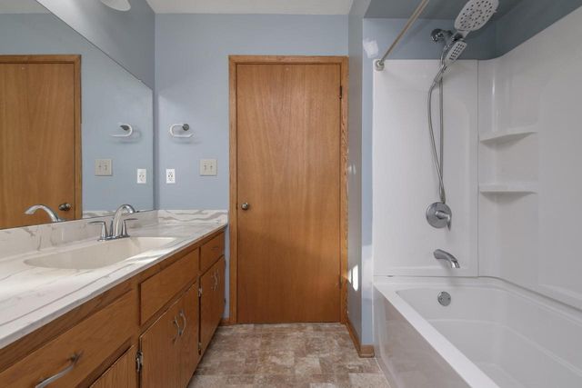 406 N State STREET, Rochester, WI 53167