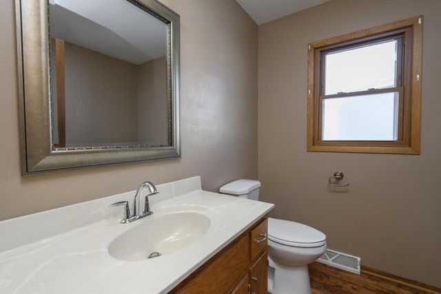 406 N State STREET, Rochester, WI 53167