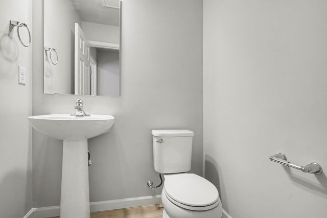 48405 Silver Oaks W, Mattawan, MI 49071