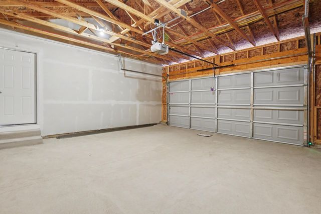 48405 Silver Oaks W, Mattawan, MI 49071