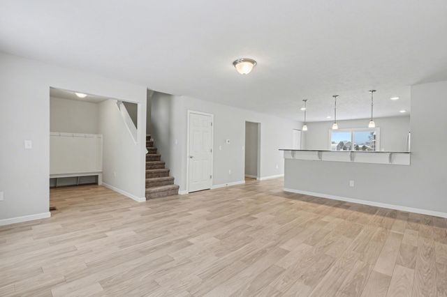 48405 Silver Oaks W, Mattawan, MI 49071