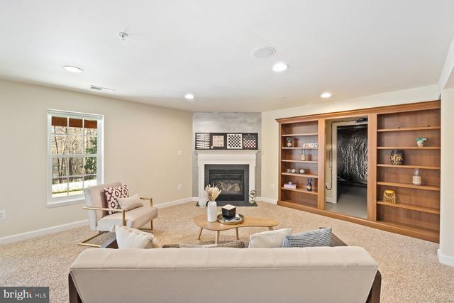 23004 SYCAMORE FARM DR, Clarksburg, MD 20871