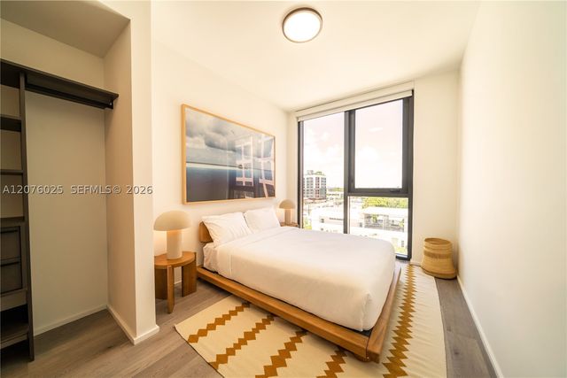 176 NW 25th St 550, Miami, FL 33127
