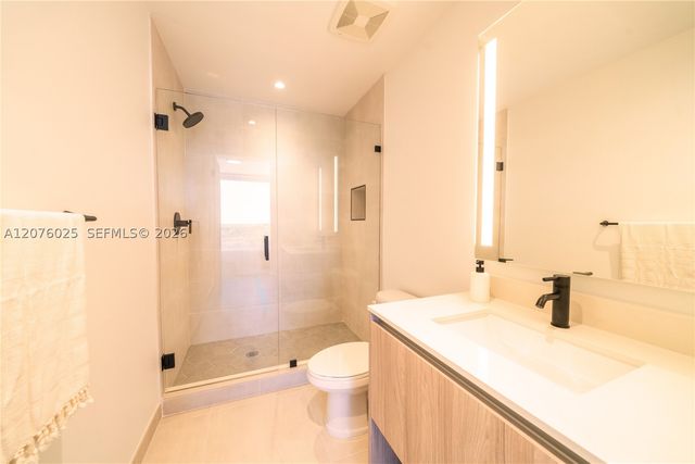 176 NW 25th St 550, Miami, FL 33127
