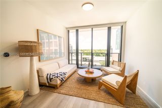 176 NW 25th St 550, Miami, FL 33127