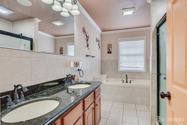 5 Marcel Lane, Piscataway, NJ 08854