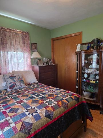 W 233 Carrollton AVE, Salem, VA 24153