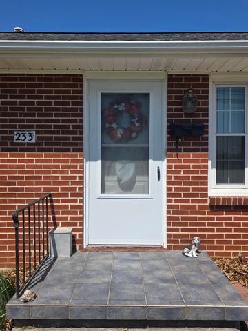 W 233 Carrollton AVE, Salem, VA 24153