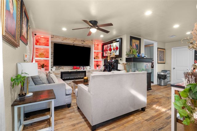 1817 Deer Path Drive, Dallas, TX 75216