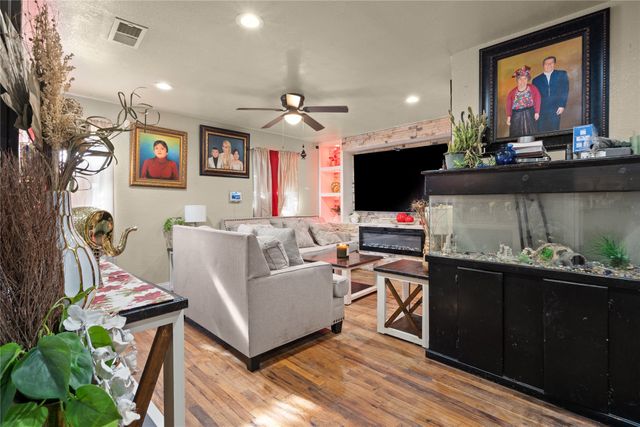 1817 Deer Path Drive, Dallas, TX 75216