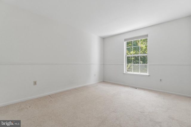 14 LAMBETH BRIDGE CT, Lutherville Timonium, MD 21093
