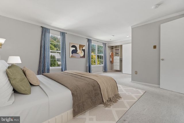 14 LAMBETH BRIDGE CT, Lutherville Timonium, MD 21093