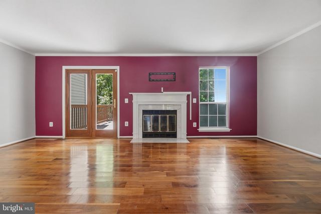 14 LAMBETH BRIDGE CT, Lutherville Timonium, MD 21093