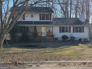 125 Bob White Drive, Stockbridge, GA 30281