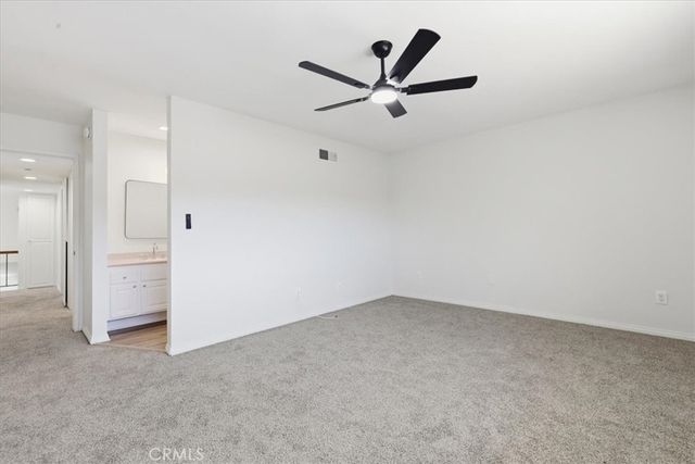10445 Larwin unit 3 3, Chatsworth, CA 91311