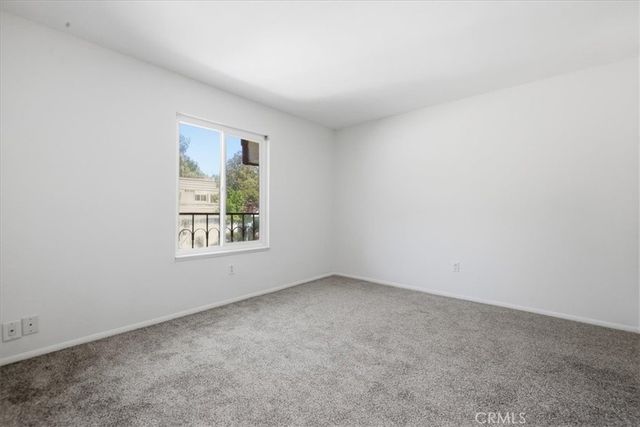10445 Larwin unit 3 3, Chatsworth, CA 91311