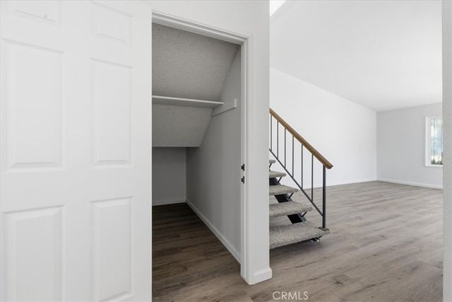 10445 Larwin unit 3 3, Chatsworth, CA 91311