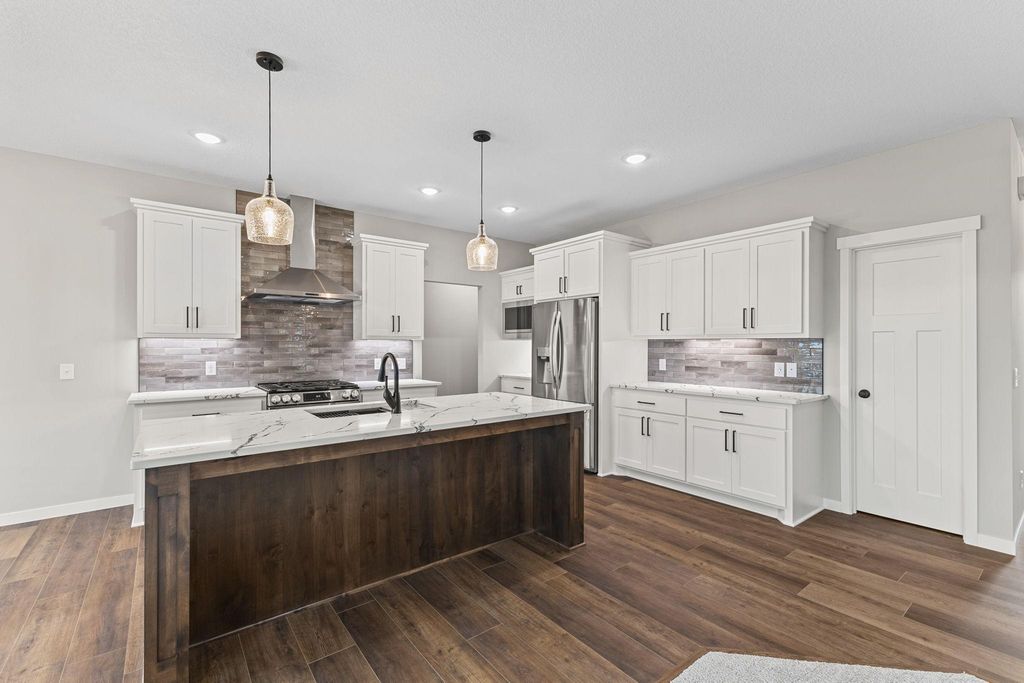 21738 Willys Street NW, Linwood Twp, MN 55011 — photo 3