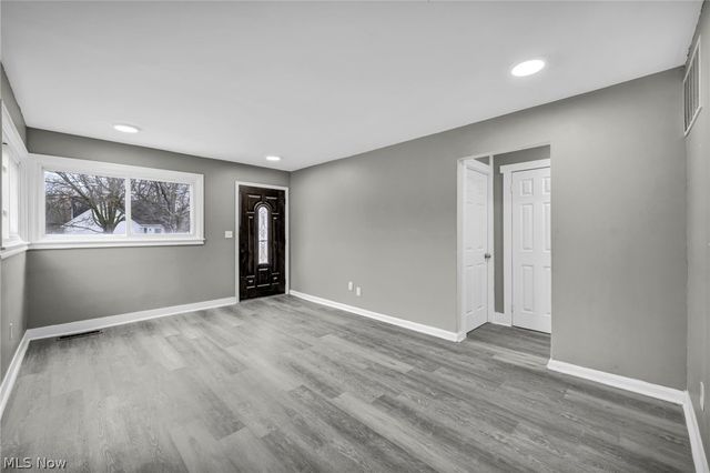 109 Forest Drive, Bedford, OH 44146