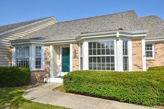 10604 N Winslow DRIVE, Mequon, WI 53092