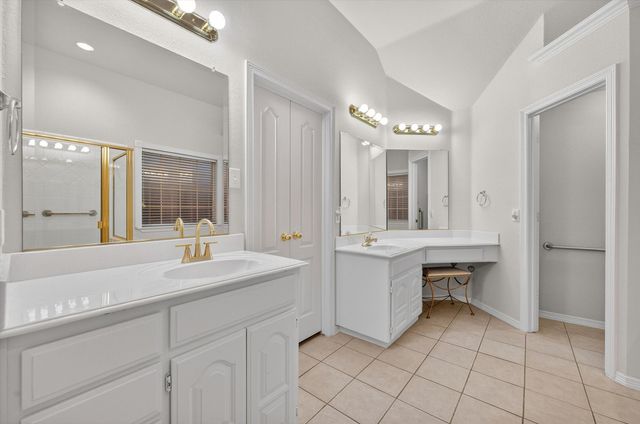 2921 Windstone Court, Bedford, TX 76021