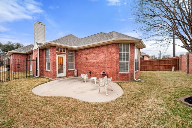 2921 Windstone Court, Bedford, TX 76021
