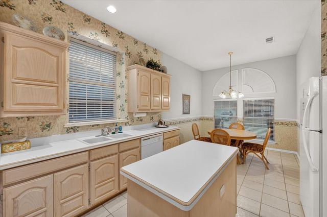 2921 Windstone Court, Bedford, TX 76021