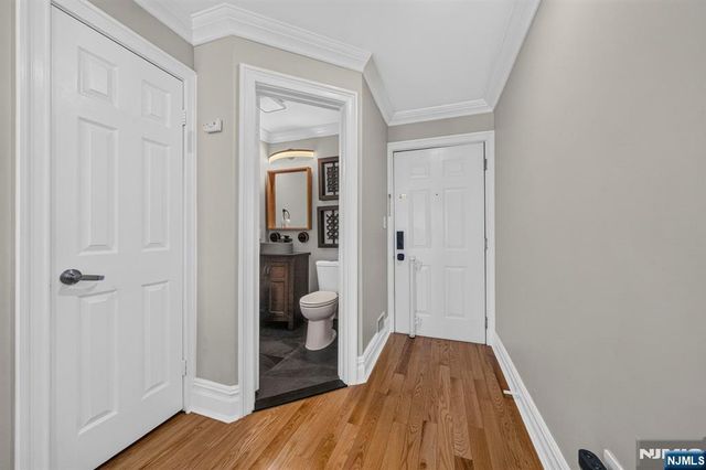 513 Windsor Drive, Palisades Park, NJ 07650
