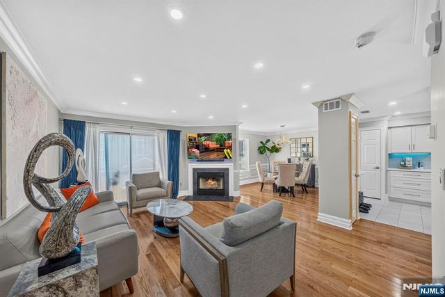 513 Windsor Drive, Palisades Park, NJ 07650