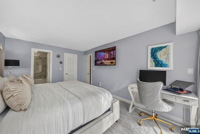 513 Windsor Drive, Palisades Park, NJ 07650
