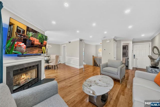 513 Windsor Drive, Palisades Park, NJ 07650