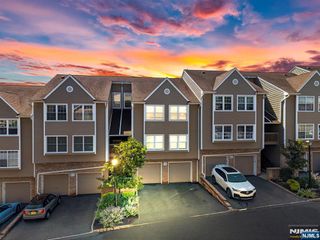 513 Windsor Drive, Palisades Park, NJ 07650