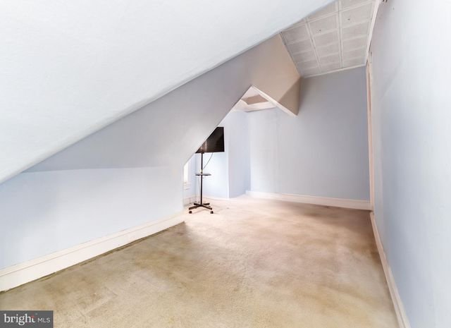 153 OAKLAND AVE, Audubon, NJ 08106