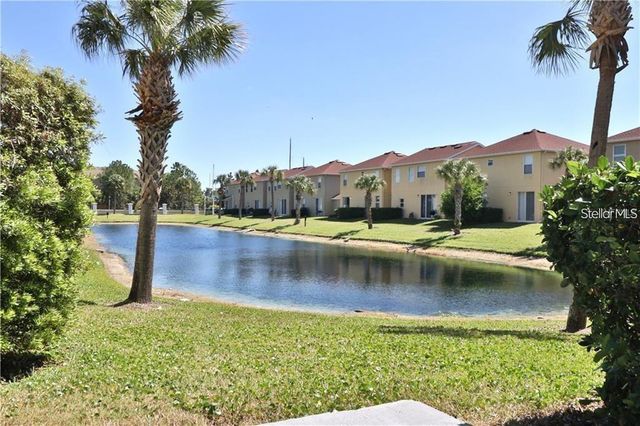 10217 DOLCE VISTA DRIVE NE, St Petersburg, FL 33702