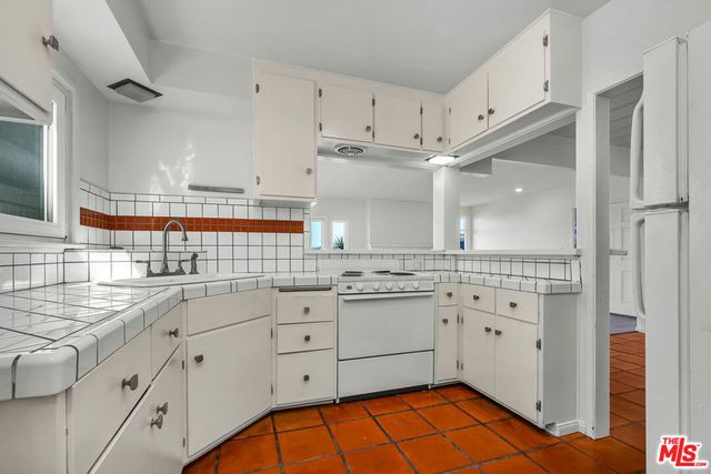 6515 Vista Del Mar, Playa Del Rey, CA 90293