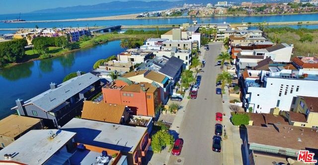 6515 Vista Del Mar, Playa Del Rey, CA 90293