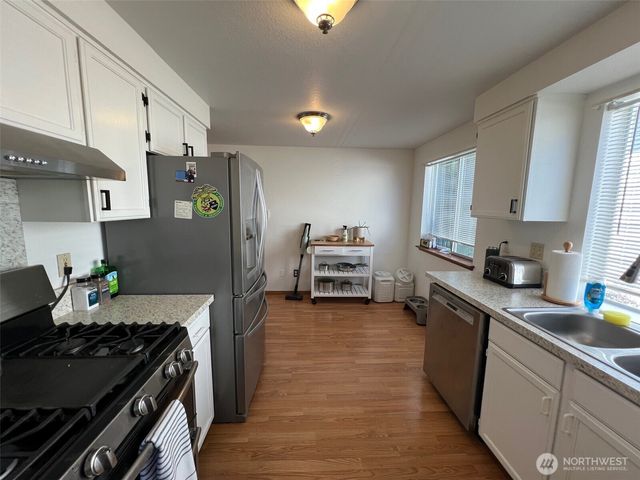 6021 57th Avenue SE, Lacey, WA 98513