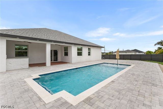 2837 NW 3rd ST, Cape Coral, FL 33993