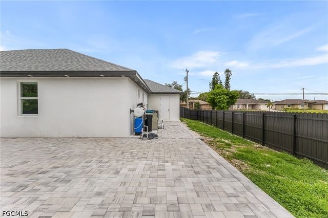 2837 NW 3rd ST, Cape Coral, FL 33993
