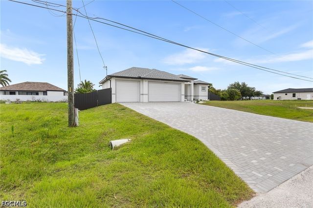 2837 NW 3rd ST, Cape Coral, FL 33993