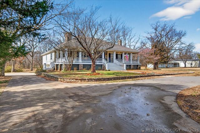 3987 Silver Lake Road, Bartlesville, OK 74006