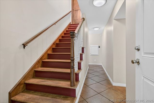 3987 Silver Lake Road, Bartlesville, OK 74006